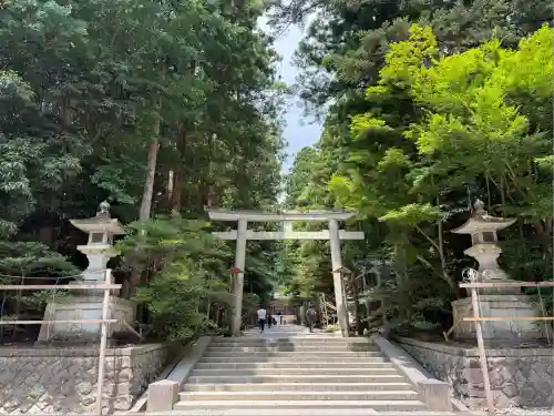 彌彦神社(新潟県)