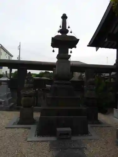 長伝寺の塔