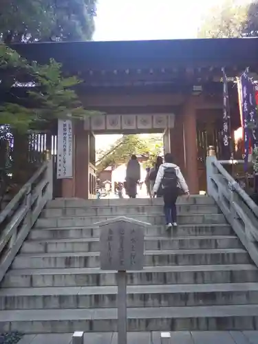 東京大神宮の山門