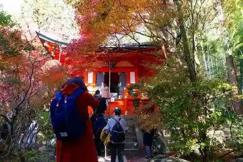 毘沙門堂門跡の末社・摂社