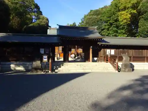 井草八幡宮の山門・神門