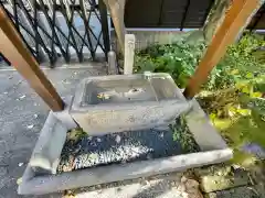 初音森神社の手水