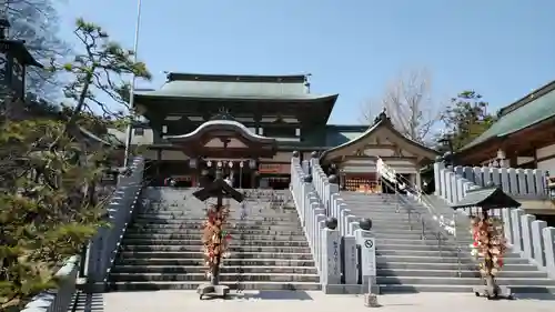 伊豫豆比古命神社の本殿