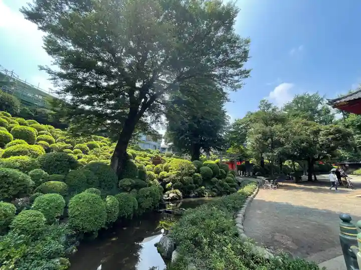 根津神社の庭園