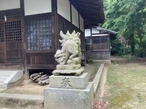 當田八幡神社の狛犬