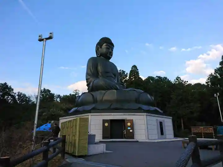 寳光寺 鹿野大佛の仏像