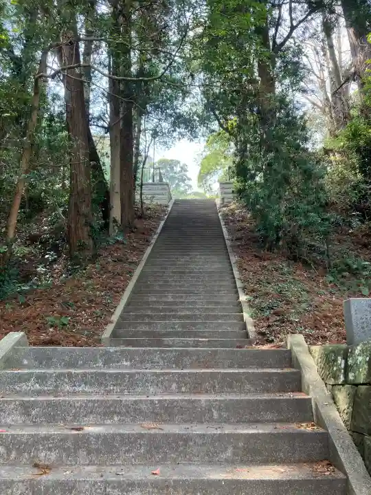 莫越山神社の{uncategorized: "未分類", other: "その他", undefined: "問題あり", building: "その他建物", grave: "お墓", sacred_gate: "鳥居", guardian: "狛犬", statue: "像", buddha: "仏像", history: "歴史", nature: "自然", garden: "庭園", animal: "動物", pagoda: "塔", temizu: "手水舎", mountain_gate: "山門・神門", sanctuary: "本殿・本堂", subordinate: "末社・摂社", art: "芸術", scenery: "景色", jizo: "地蔵", ema: "絵馬", goshuin: "御朱印", omikuji: "おみくじ", items: "授与品その他", amulet: "お守り", goshuincho: "御朱印帳", eats: "食事", festival: "お祭り", votive_dance: "神楽", shichigosan: "七五三参", wedding: "結婚式", experience: "体験その他", initially: "初詣", around: "周辺", anti_infection: "感染症対策"}