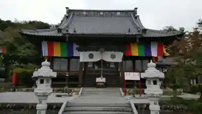 埼玉厄除け開運大師・龍泉寺（切り絵御朱印発祥の寺）のその他建物