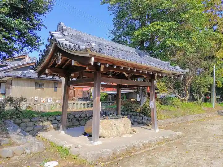 日吉社(加納)の手水舎