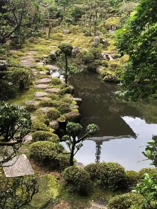 當麻寺西南院の庭園