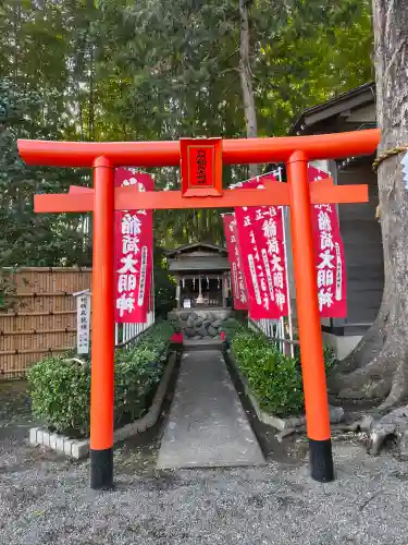 相模国総社六所神社の{uncategorized: "未分類", other: "その他", undefined: "問題あり", building: "その他建物", grave: "お墓", sacred_gate: "鳥居", guardian: "狛犬", statue: "像", buddha: "仏像", history: "歴史", nature: "自然", garden: "庭園", animal: "動物", pagoda: "塔", temizu: "手水舎", mountain_gate: "山門・神門", sanctuary: "本殿・本堂", subordinate: "末社・摂社", art: "芸術", scenery: "景色", jizo: "地蔵", ema: "絵馬", goshuin: "御朱印", omikuji: "おみくじ", items: "授与品その他", amulet: "お守り", goshuincho: "御朱印帳", eats: "食事", festival: "お祭り", votive_dance: "神楽", shichigosan: "七五三参", wedding: "結婚式", experience: "体験その他", initially: "初詣", around: "周辺", anti_infection: "感染症対策"}