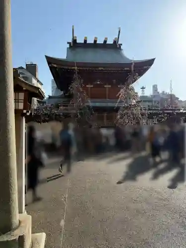 湯島天満宮の{uncategorized: "未分類", other: "その他", undefined: "問題あり", building: "その他建物", grave: "お墓", sacred_gate: "鳥居", guardian: "狛犬", statue: "像", buddha: "仏像", history: "歴史", nature: "自然", garden: "庭園", animal: "動物", pagoda: "塔", temizu: "手水舎", mountain_gate: "山門・神門", sanctuary: "本殿・本堂", subordinate: "末社・摂社", art: "芸術", scenery: "景色", jizo: "地蔵", ema: "絵馬", goshuin: "御朱印", omikuji: "おみくじ", items: "授与品その他", amulet: "お守り", goshuincho: "御朱印帳", eats: "食事", festival: "お祭り", votive_dance: "神楽", shichigosan: "七五三参", wedding: "結婚式", experience: "体験その他", initially: "初詣", around: "周辺", anti_infection: "感染症対策"}