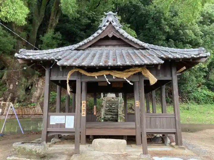 弓敷天満宮の本殿・本堂