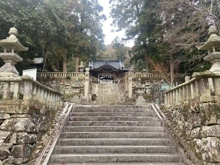 林田八幡神社の{uncategorized: "未分類", other: "その他", undefined: "問題あり", building: "その他建物", grave: "お墓", sacred_gate: "鳥居", guardian: "狛犬", statue: "像", buddha: "仏像", history: "歴史", nature: "自然", garden: "庭園", animal: "動物", pagoda: "塔", temizu: "手水舎", mountain_gate: "山門・神門", sanctuary: "本殿・本堂", subordinate: "末社・摂社", art: "芸術", scenery: "景色", jizo: "地蔵", ema: "絵馬", goshuin: "御朱印", omikuji: "おみくじ", items: "授与品その他", amulet: "お守り", goshuincho: "御朱印帳", eats: "食事", festival: "お祭り", votive_dance: "神楽", shichigosan: "七五三参", wedding: "結婚式", experience: "体験その他", initially: "初詣", around: "周辺", anti_infection: "感染症対策"}