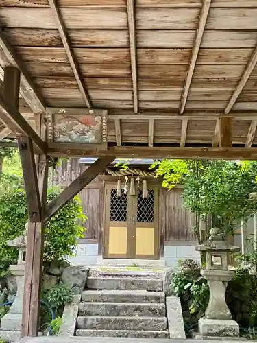龍田神社の本殿・本堂