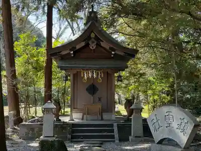 岐阜護國神社の{uncategorized: "未分類", other: "その他", undefined: "問題あり", building: "その他建物", grave: "お墓", sacred_gate: "鳥居", guardian: "狛犬", statue: "像", buddha: "仏像", history: "歴史", nature: "自然", garden: "庭園", animal: "動物", pagoda: "塔", temizu: "手水舎", mountain_gate: "山門・神門", sanctuary: "本殿・本堂", subordinate: "末社・摂社", art: "芸術", scenery: "景色", jizo: "地蔵", ema: "絵馬", goshuin: "御朱印", omikuji: "おみくじ", items: "授与品その他", amulet: "お守り", goshuincho: "御朱印帳", eats: "食事", festival: "お祭り", votive_dance: "神楽", shichigosan: "七五三参", wedding: "結婚式", experience: "体験その他", initially: "初詣", around: "周辺", anti_infection: "感染症対策"}
