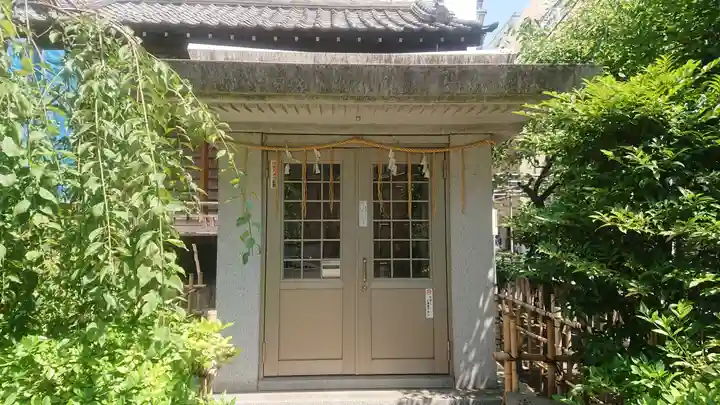 三殿宮(東京都)