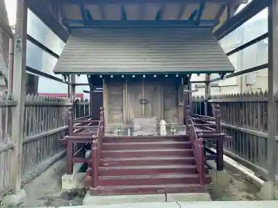 女塚神社の{uncategorized: "未分類", other: "その他", undefined: "問題あり", building: "その他建物", grave: "お墓", sacred_gate: "鳥居", guardian: "狛犬", statue: "像", buddha: "仏像", history: "歴史", nature: "自然", garden: "庭園", animal: "動物", pagoda: "塔", temizu: "手水舎", mountain_gate: "山門・神門", sanctuary: "本殿・本堂", subordinate: "末社・摂社", art: "芸術", scenery: "景色", jizo: "地蔵", ema: "絵馬", goshuin: "御朱印", omikuji: "おみくじ", items: "授与品その他", amulet: "お守り", goshuincho: "御朱印帳", eats: "食事", festival: "お祭り", votive_dance: "神楽", shichigosan: "七五三参", wedding: "結婚式", experience: "体験その他", initially: "初詣", around: "周辺", anti_infection: "感染症対策"}