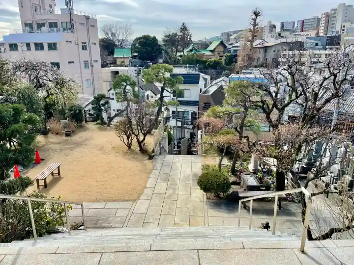 真英寺の{uncategorized: "未分類", other: "その他", undefined: "問題あり", building: "その他建物", grave: "お墓", sacred_gate: "鳥居", guardian: "狛犬", statue: "像", buddha: "仏像", history: "歴史", nature: "自然", garden: "庭園", animal: "動物", pagoda: "塔", temizu: "手水舎", mountain_gate: "山門・神門", sanctuary: "本殿・本堂", subordinate: "末社・摂社", art: "芸術", scenery: "景色", jizo: "地蔵", ema: "絵馬", goshuin: "御朱印", omikuji: "おみくじ", items: "授与品その他", amulet: "お守り", goshuincho: "御朱印帳", eats: "食事", festival: "お祭り", votive_dance: "神楽", shichigosan: "七五三参", wedding: "結婚式", experience: "体験その他", initially: "初詣", around: "周辺", anti_infection: "感染症対策"}