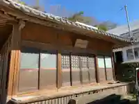 薬師堂の本殿・本堂