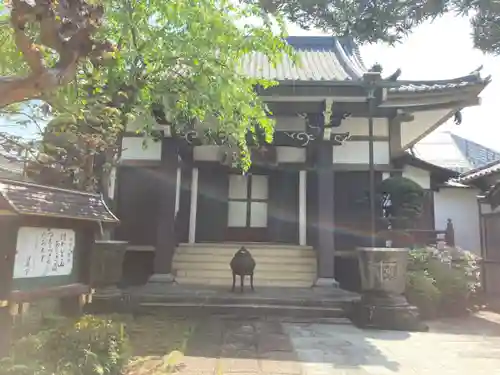 観静院の本殿・本堂