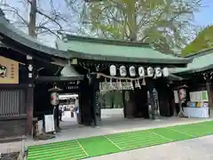 大宮八幡宮の山門