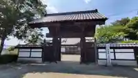 陀羅尼院総持寺の山門・神門