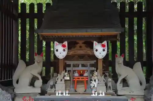 くまくま神社(導きの社 熊野町熊野神社)の末社・摂社