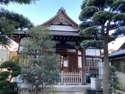 公春院の本殿・本堂