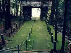 多鳩神社の建物その他