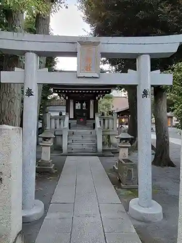 鎧神社の鳥居