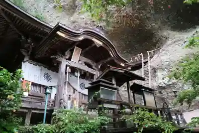 岩屋寺の本殿・本堂