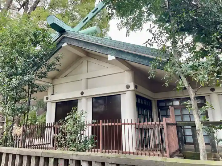 駒込天祖神社の{uncategorized: "未分類", other: "その他", undefined: "問題あり", building: "その他建物", grave: "お墓", sacred_gate: "鳥居", guardian: "狛犬", statue: "像", buddha: "仏像", history: "歴史", nature: "自然", garden: "庭園", animal: "動物", pagoda: "塔", temizu: "手水舎", mountain_gate: "山門・神門", sanctuary: "本殿・本堂", subordinate: "末社・摂社", art: "芸術", scenery: "景色", jizo: "地蔵", ema: "絵馬", goshuin: "御朱印", omikuji: "おみくじ", items: "授与品その他", amulet: "お守り", goshuincho: "御朱印帳", eats: "食事", festival: "お祭り", votive_dance: "神楽", shichigosan: "七五三参", wedding: "結婚式", experience: "体験その他", initially: "初詣", around: "周辺", anti_infection: "感染症対策"}