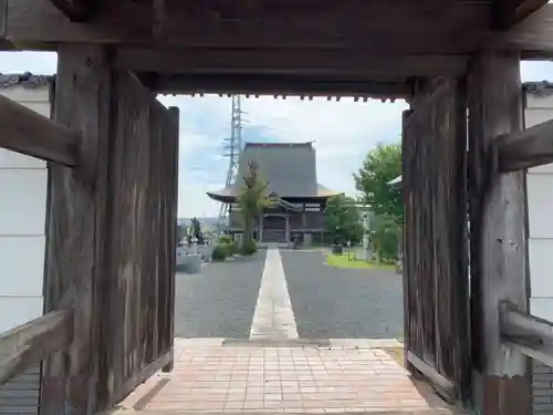 本満寺の山門・神門