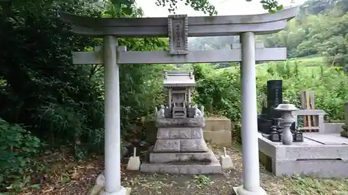 栄林寺の鳥居