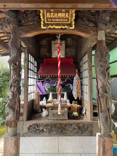 菊名池弁財天(神奈川県)