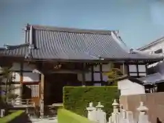 光照寺の本殿