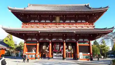 浅草寺の山門・神門