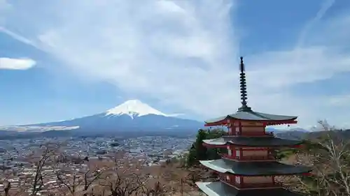 新倉富士浅間神社の景色