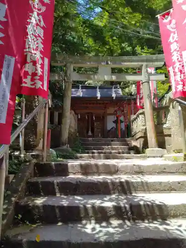 佐助稲荷神社の鳥居