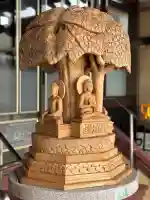 久城寺の{uncategorized: "未分類", other: "その他", undefined: "問題あり", building: "その他建物", grave: "お墓", sacred_gate: "鳥居", guardian: "狛犬", statue: "像", buddha: "仏像", history: "歴史", nature: "自然", garden: "庭園", animal: "動物", pagoda: "塔", temizu: "手水舎", mountain_gate: "山門・神門", sanctuary: "本殿・本堂", subordinate: "末社・摂社", art: "芸術", scenery: "景色", jizo: "地蔵", ema: "絵馬", goshuin: "御朱印", omikuji: "おみくじ", items: "授与品その他", amulet: "お守り", goshuincho: "御朱印帳", eats: "食事", festival: "お祭り", votive_dance: "神楽", shichigosan: "七五三参", wedding: "結婚式", experience: "体験その他", initially: "初詣", around: "周辺", anti_infection: "感染症対策"}