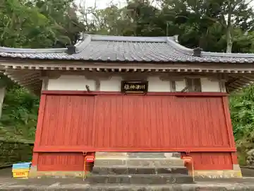 川津神社の本殿・本堂