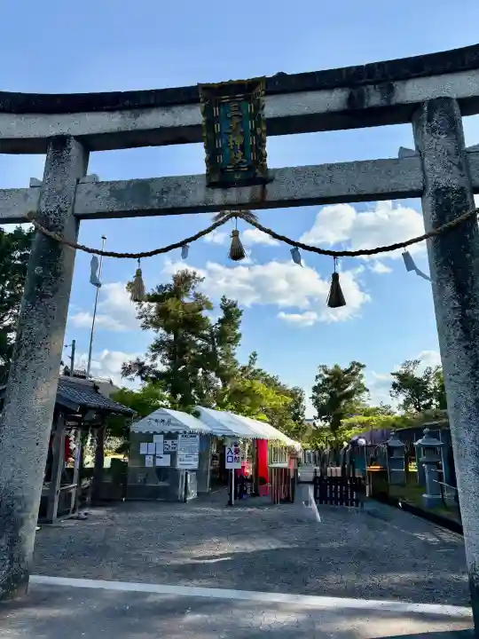 三大神社の{uncategorized: "未分類", other: "その他", undefined: "問題あり", building: "その他建物", grave: "お墓", sacred_gate: "鳥居", guardian: "狛犬", statue: "像", buddha: "仏像", history: "歴史", nature: "自然", garden: "庭園", animal: "動物", pagoda: "塔", temizu: "手水舎", mountain_gate: "山門・神門", sanctuary: "本殿・本堂", subordinate: "末社・摂社", art: "芸術", scenery: "景色", jizo: "地蔵", ema: "絵馬", goshuin: "御朱印", omikuji: "おみくじ", items: "授与品その他", amulet: "お守り", goshuincho: "御朱印帳", eats: "食事", festival: "お祭り", votive_dance: "神楽", shichigosan: "七五三参", wedding: "結婚式", experience: "体験その他", initially: "初詣", around: "周辺", anti_infection: "感染症対策"}