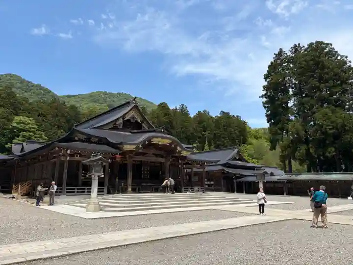 彌彦神社の{uncategorized: "未分類", other: "その他", undefined: "問題あり", building: "その他建物", grave: "お墓", sacred_gate: "鳥居", guardian: "狛犬", statue: "像", buddha: "仏像", history: "歴史", nature: "自然", garden: "庭園", animal: "動物", pagoda: "塔", temizu: "手水舎", mountain_gate: "山門・神門", sanctuary: "本殿・本堂", subordinate: "末社・摂社", art: "芸術", scenery: "景色", jizo: "地蔵", ema: "絵馬", goshuin: "御朱印", omikuji: "おみくじ", items: "授与品その他", amulet: "お守り", goshuincho: "御朱印帳", eats: "食事", festival: "お祭り", votive_dance: "神楽", shichigosan: "七五三参", wedding: "結婚式", experience: "体験その他", initially: "初詣", around: "周辺", anti_infection: "感染症対策"}