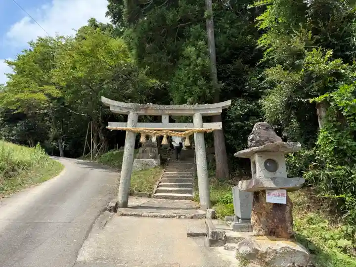 赤猪岩神社(鳥取県)