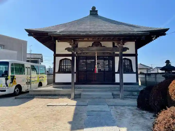 天王院の{uncategorized: "未分類", other: "その他", undefined: "問題あり", building: "その他建物", grave: "お墓", sacred_gate: "鳥居", guardian: "狛犬", statue: "像", buddha: "仏像", history: "歴史", nature: "自然", garden: "庭園", animal: "動物", pagoda: "塔", temizu: "手水舎", mountain_gate: "山門・神門", sanctuary: "本殿・本堂", subordinate: "末社・摂社", art: "芸術", scenery: "景色", jizo: "地蔵", ema: "絵馬", goshuin: "御朱印", omikuji: "おみくじ", items: "授与品その他", amulet: "お守り", goshuincho: "御朱印帳", eats: "食事", festival: "お祭り", votive_dance: "神楽", shichigosan: "七五三参", wedding: "結婚式", experience: "体験その他", initially: "初詣", around: "周辺", anti_infection: "感染症対策"}
