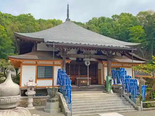 龍散寺の本殿・本堂