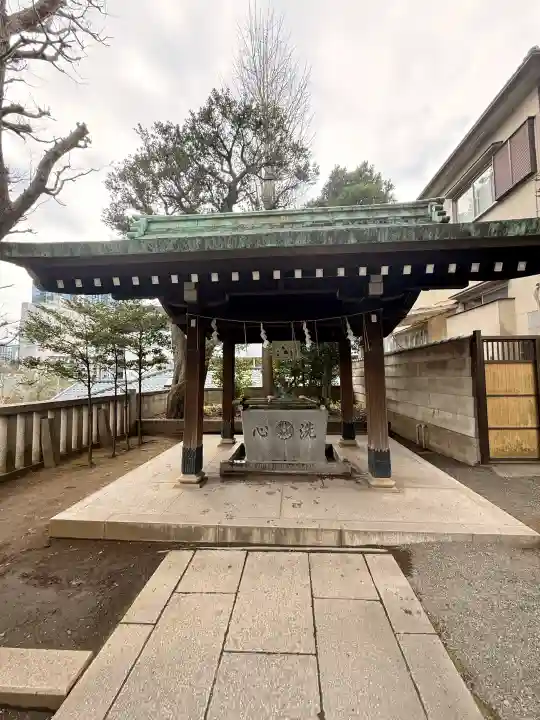 居木神社の{uncategorized: "未分類", other: "その他", undefined: "問題あり", building: "その他建物", grave: "お墓", sacred_gate: "鳥居", guardian: "狛犬", statue: "像", buddha: "仏像", history: "歴史", nature: "自然", garden: "庭園", animal: "動物", pagoda: "塔", temizu: "手水舎", mountain_gate: "山門・神門", sanctuary: "本殿・本堂", subordinate: "末社・摂社", art: "芸術", scenery: "景色", jizo: "地蔵", ema: "絵馬", goshuin: "御朱印", omikuji: "おみくじ", items: "授与品その他", amulet: "お守り", goshuincho: "御朱印帳", eats: "食事", festival: "お祭り", votive_dance: "神楽", shichigosan: "七五三参", wedding: "結婚式", experience: "体験その他", initially: "初詣", around: "周辺", anti_infection: "感染症対策"}