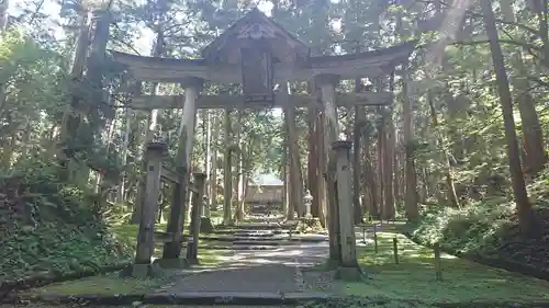 平泉寺白山神社の鳥居