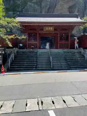 大谷寺の山門・神門